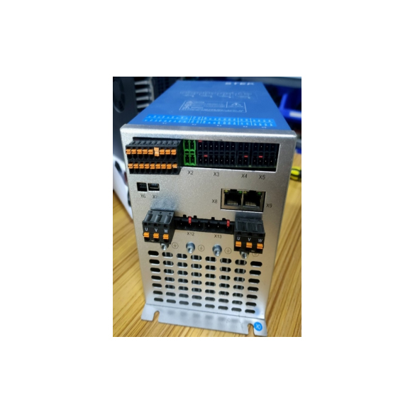 “三合一”立式包裝機伺服驅(qū)動系統(tǒng)